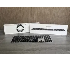 Клавиатура Apple Magic Keyboard USB-C MXK83 (с Touch ID и цифровой панелью, с черными клавишами, раскладка US English)